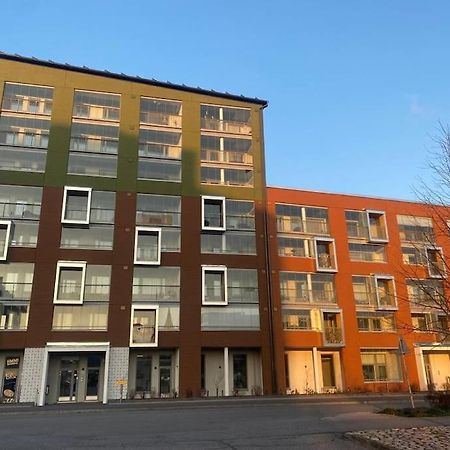 Modern Two Bedroom Apartment Near Helsinki Airport Vantaa Exterior foto