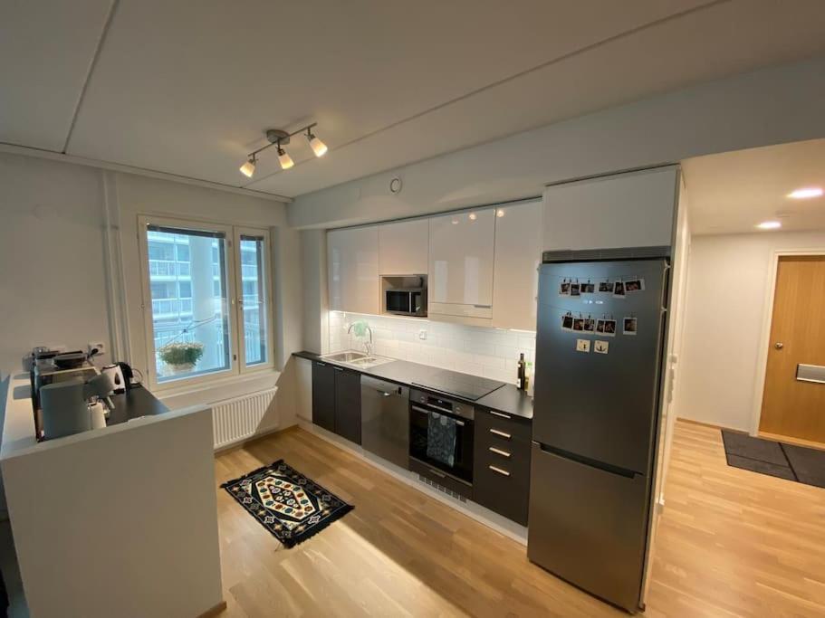 Modern Two Bedroom Apartment Near Helsinki Airport Vantaa Exterior foto